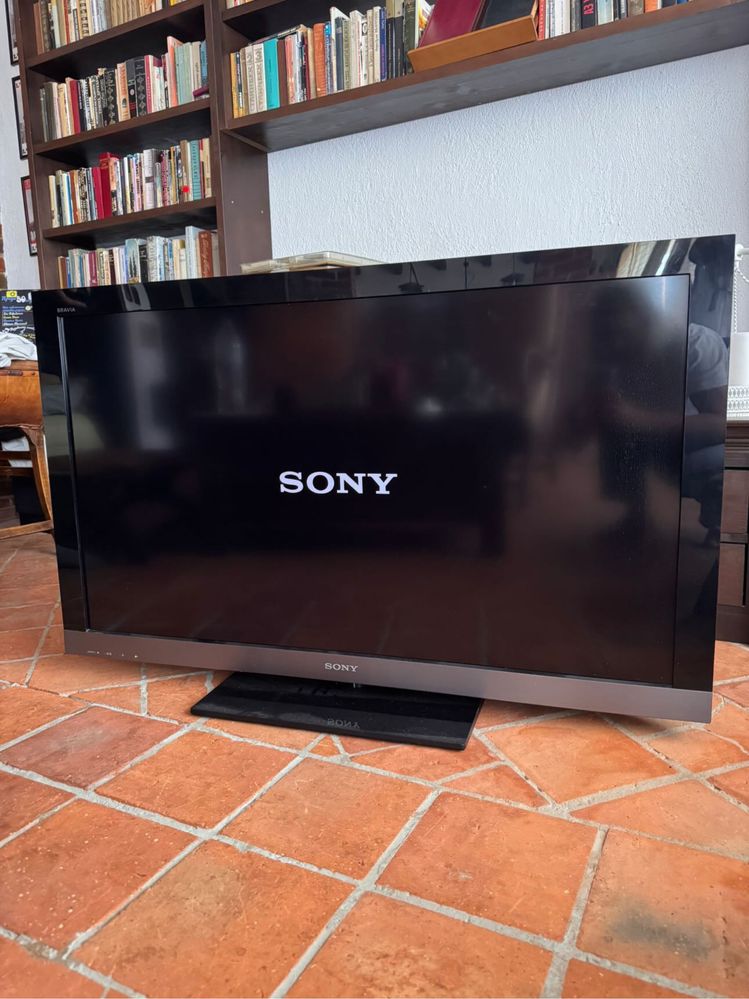 Sony Bravia 52 inch TV