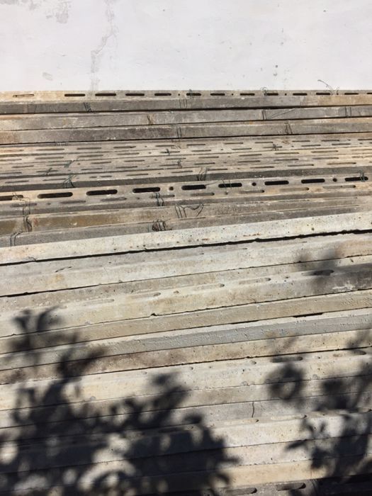 Spalieri stâlpi vie sau gard