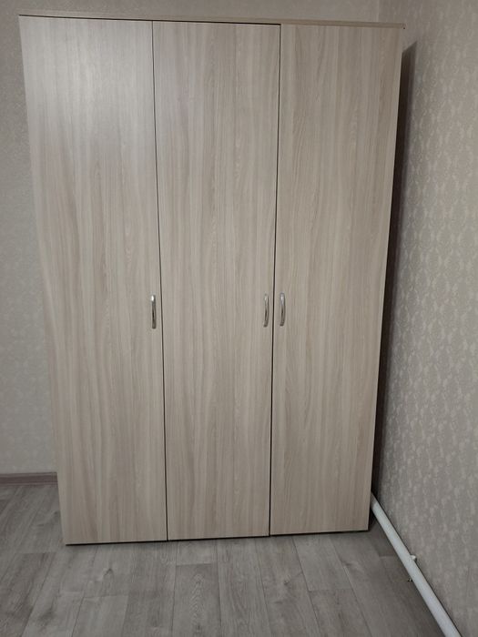 Продаю шкаф в отличном состоянии!