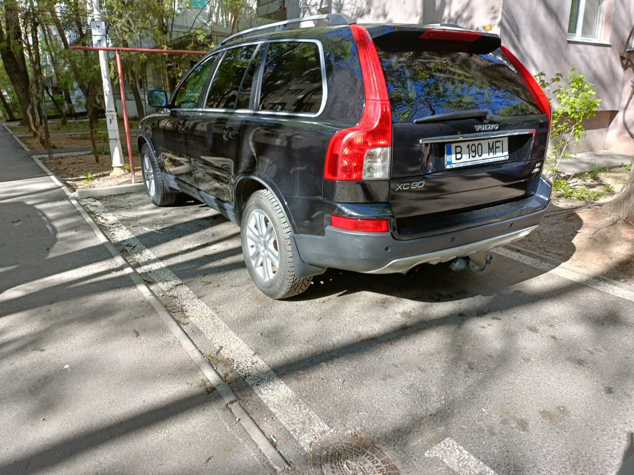 Volvo XC90 SUV 2008