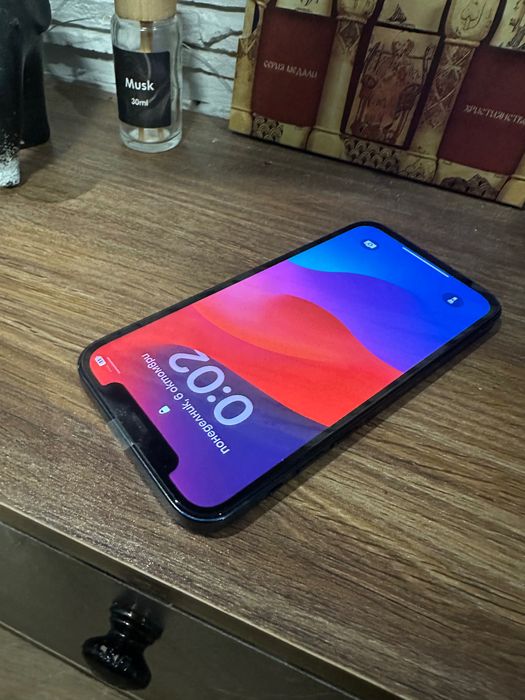 iPhone 12 128gb + кеис