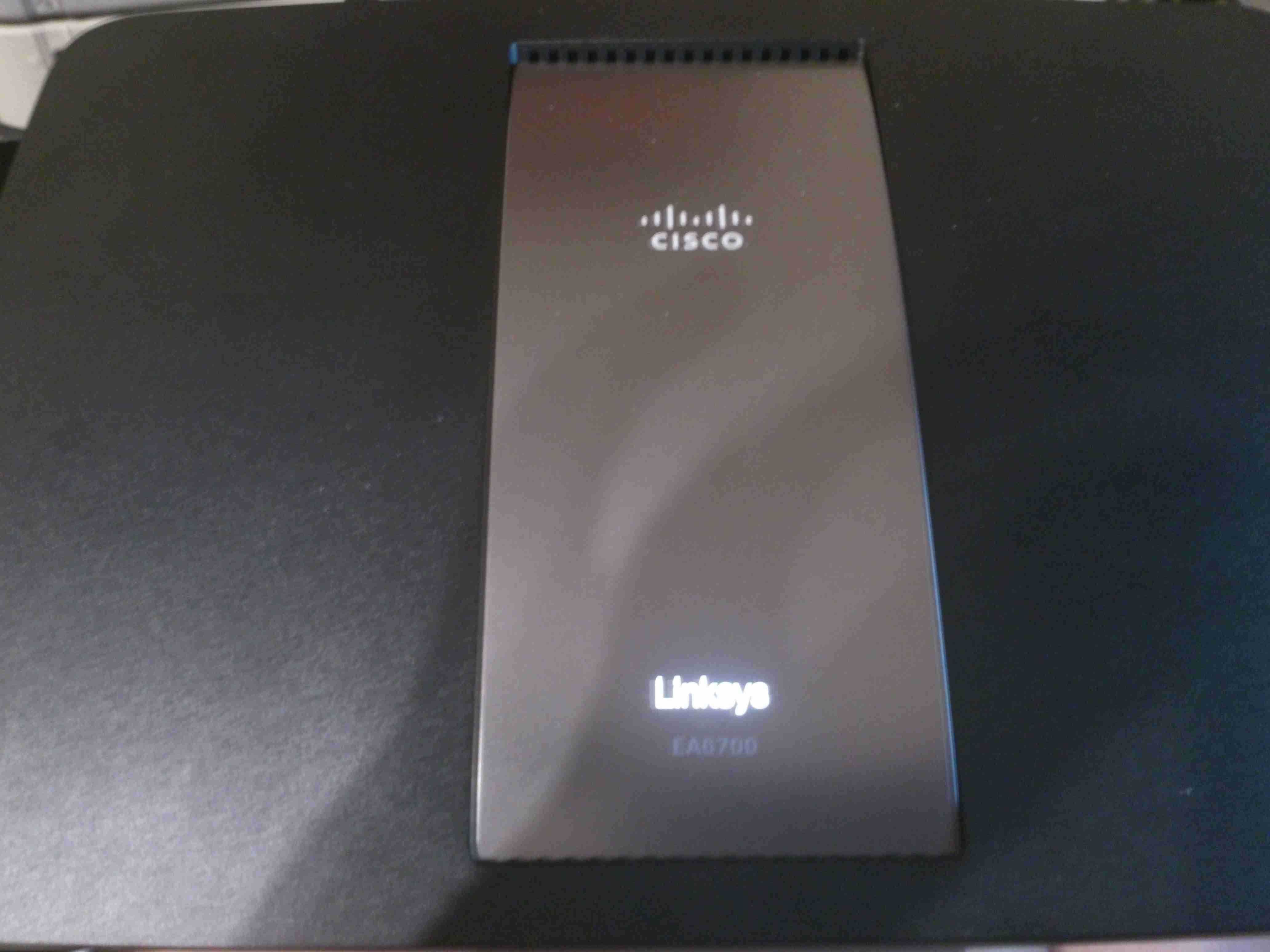 Рутер Linksys EA6700 с Freshtomato, съвместим с dd-wrt