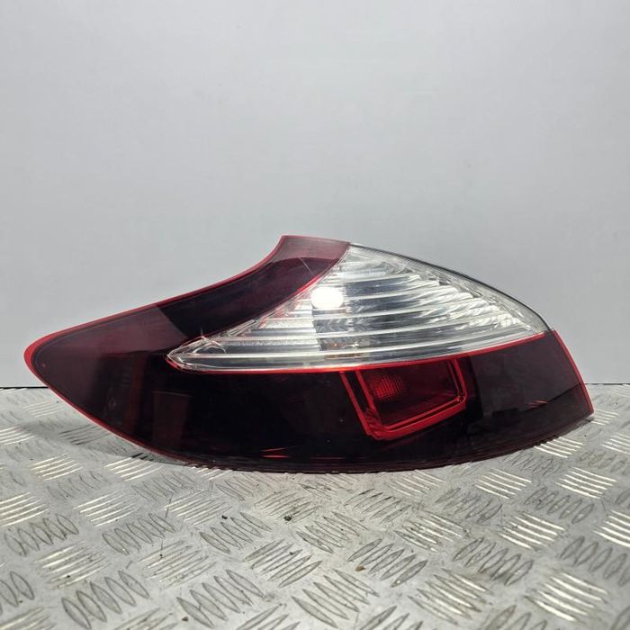 Stop aripa stanga Renault Megane 3 facelift