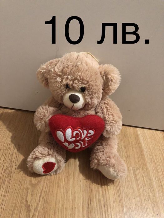 Плюшени играчки