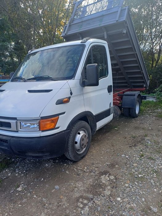 Vând Iveco Daily  basculabil 3 parti.