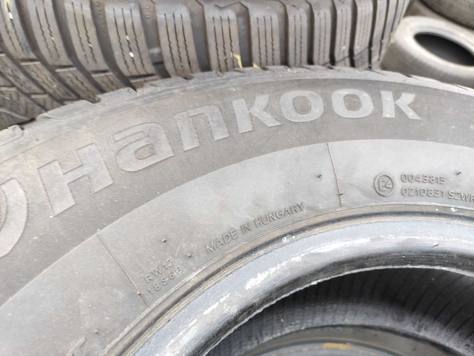4бр Зимни гуми за бус 225 70 15 С - Hankook