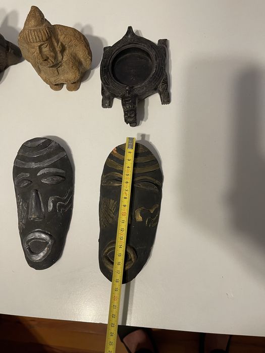 Figurine din piatra, masti ceramica