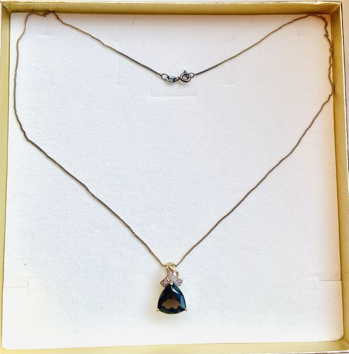 Pandantiv din argint aurit pe lant cu pietre-cuart fumuriu si diamante