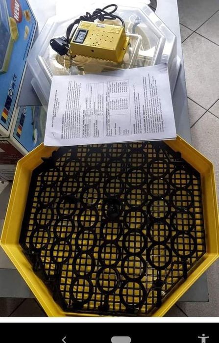 Инкубатори автоматични полуавтоматични ръчни с влагомер ваничка темпер