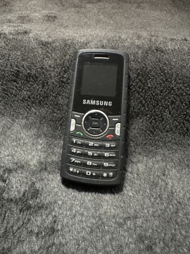 Samsung m 110 telefon de colectie