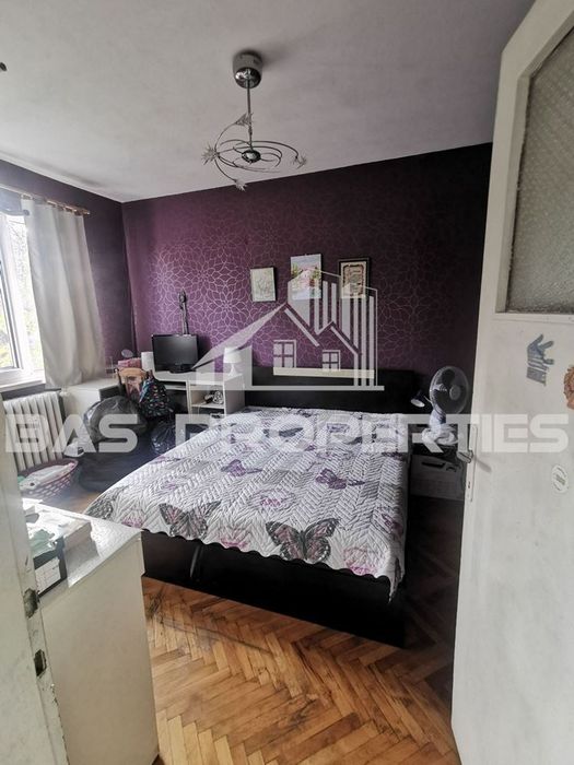 2-стаен в София-Толстой площ 61