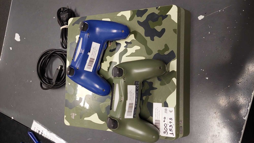 PlayStation 4 1TB 2x Контролера