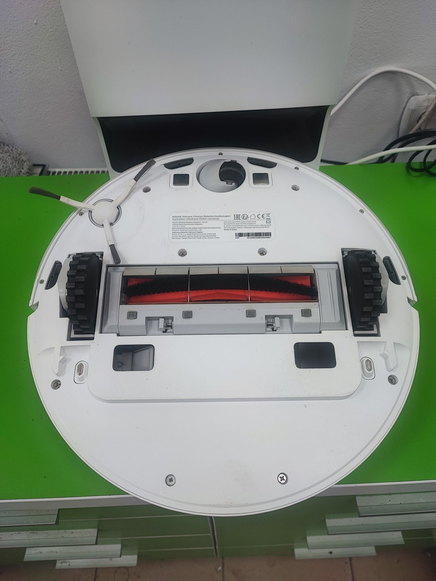 Robot aspirator, aspirator inteligent Dreame d10 plus