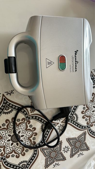 Сэндвичница