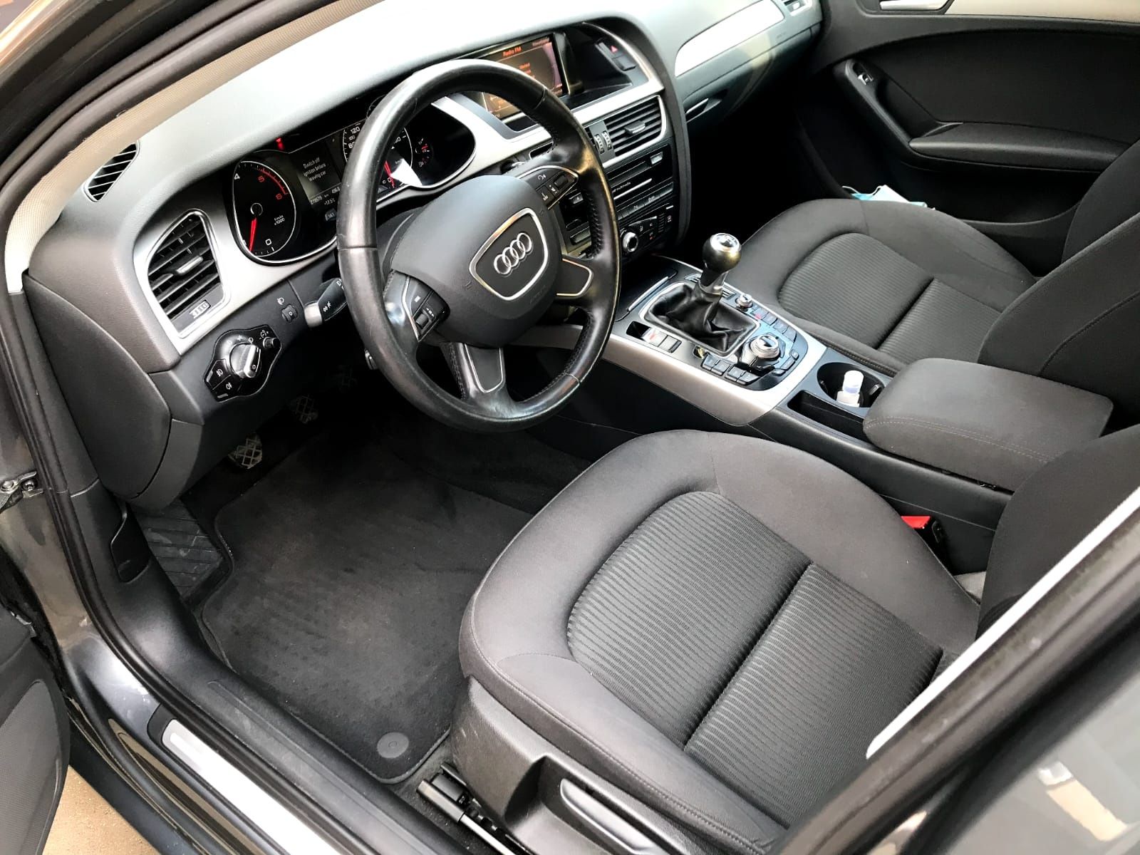 Vând Audi a4 2014