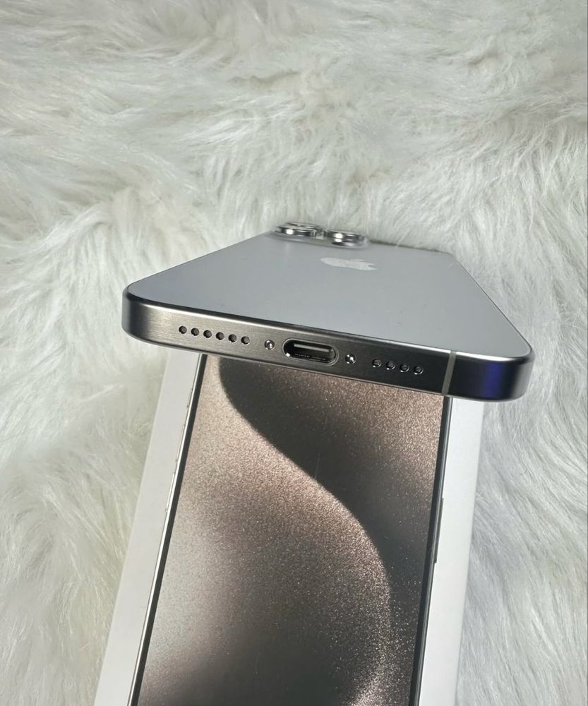 iPhone 15 pro max 64цикл sim+e-sim