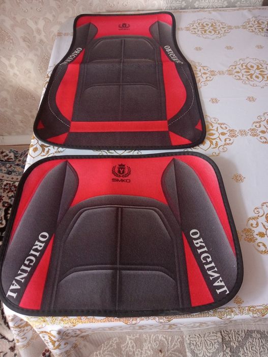 Авто полик передний и задний .