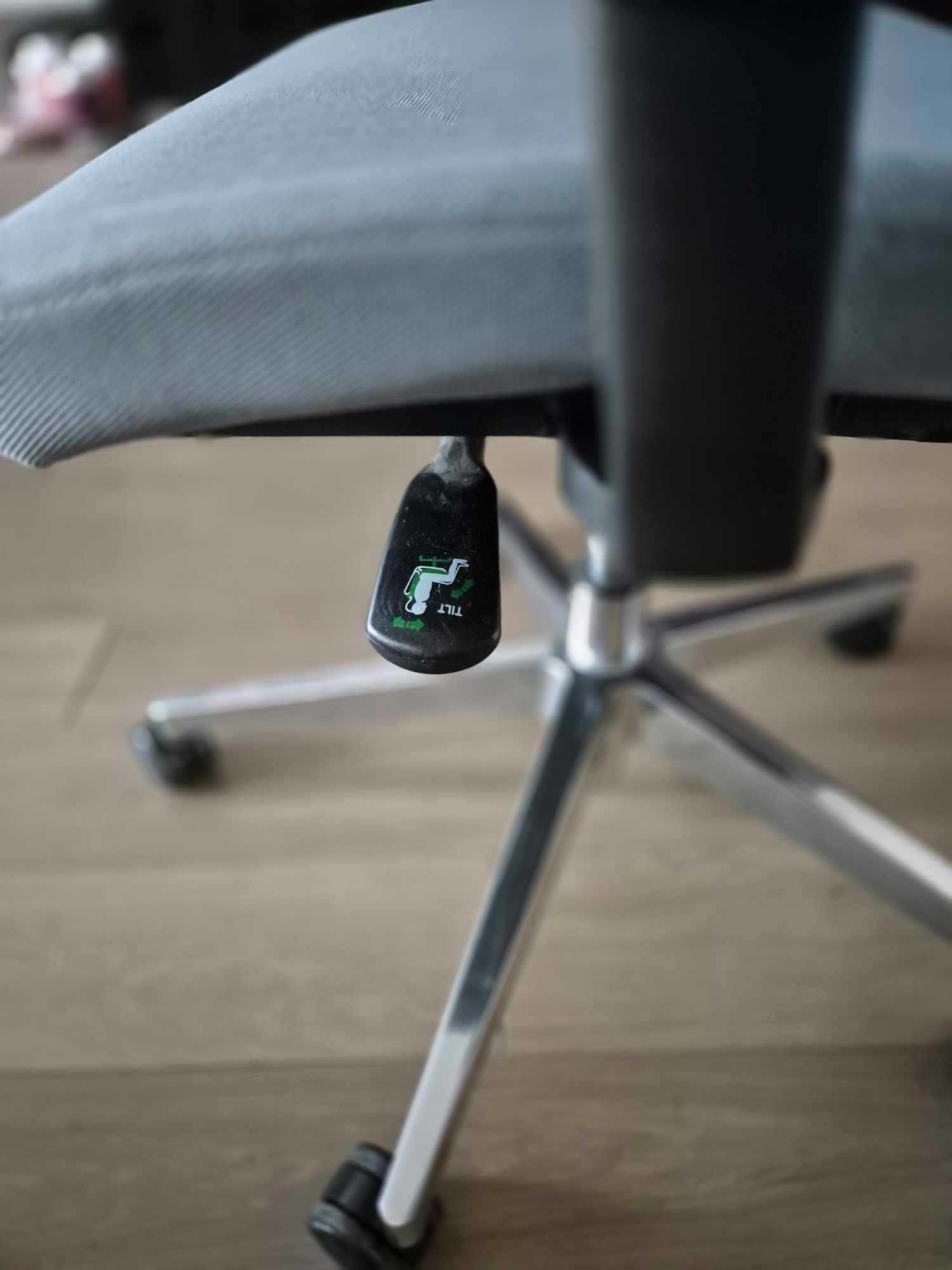 Ергономичен офис стол ChairPro 1000 H – сив