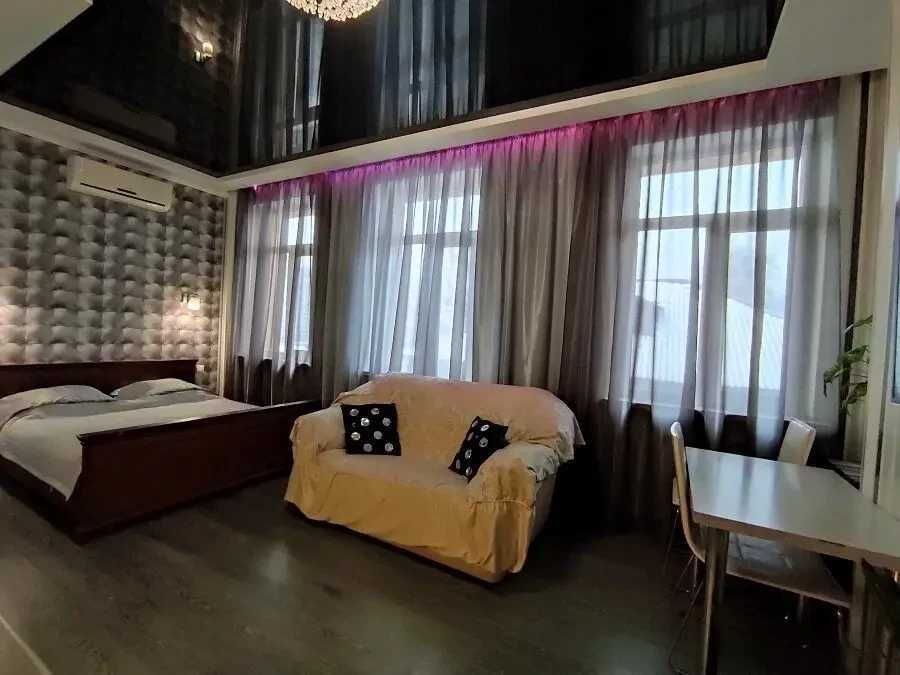 Дава се под наем Двустаен апартамент в София, Център - 56 кв.м за 397.8 € - Снимка #2