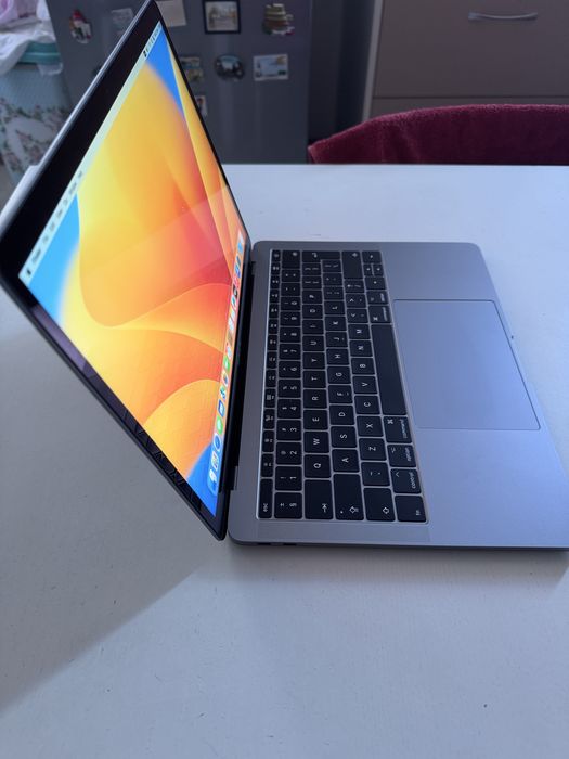 MacBook Pro 13”