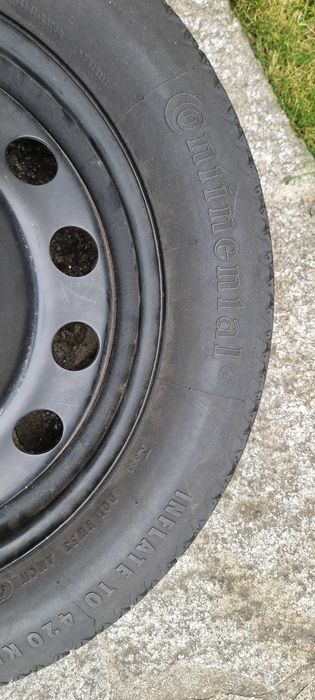 Продавам резервна гума за BMW