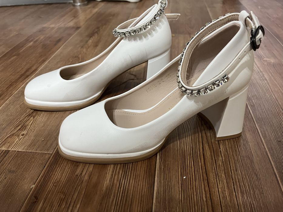 Туфли женские , очень коасивые