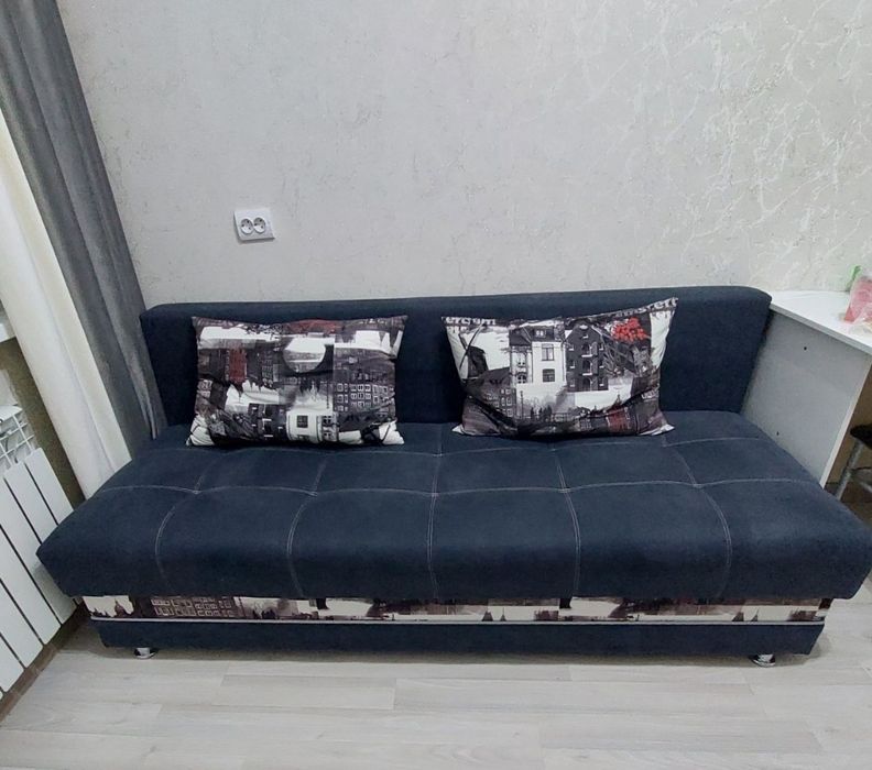 Диван раскладной,срочно!