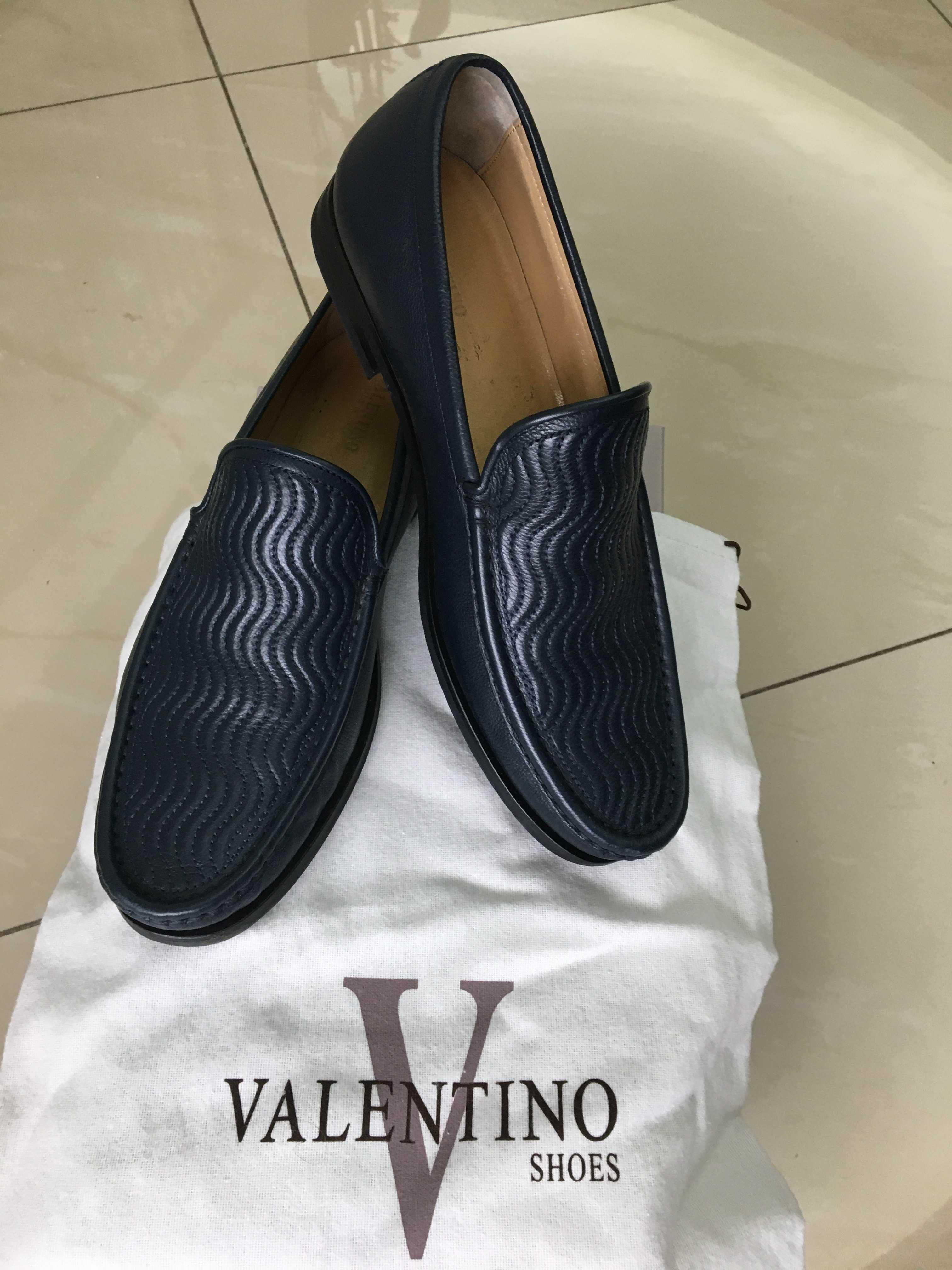 Pantofi " Valentino"