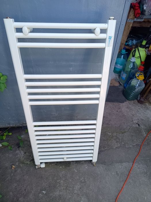 Calorifer baie L 1 m și lățime 50 cm