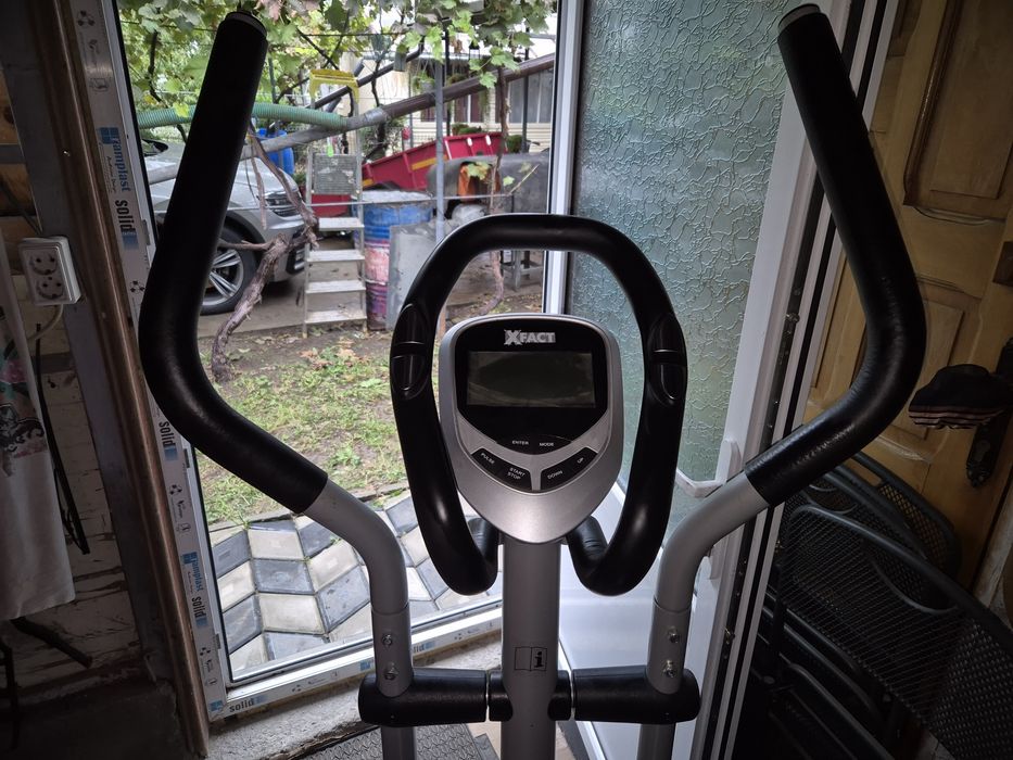 Bicicleta Eliptica SportLine X-Fact C13.1
