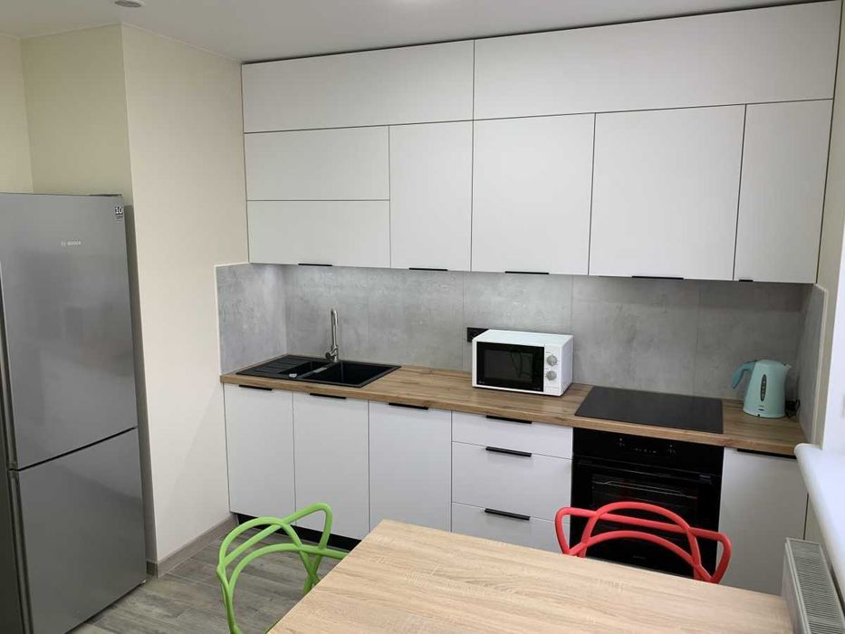 Дава се под наем Двустаен апартамент в София, Център - 65 кв.м за 459 € - Снимка #1