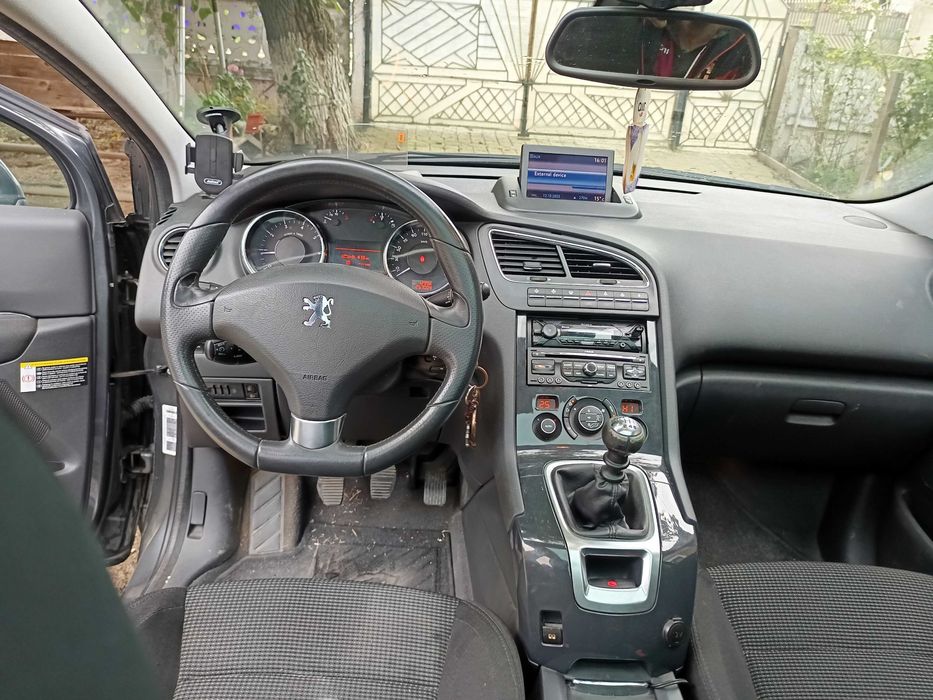 Peugeot 5008 1.6 16v benzina 7 locuri 2010