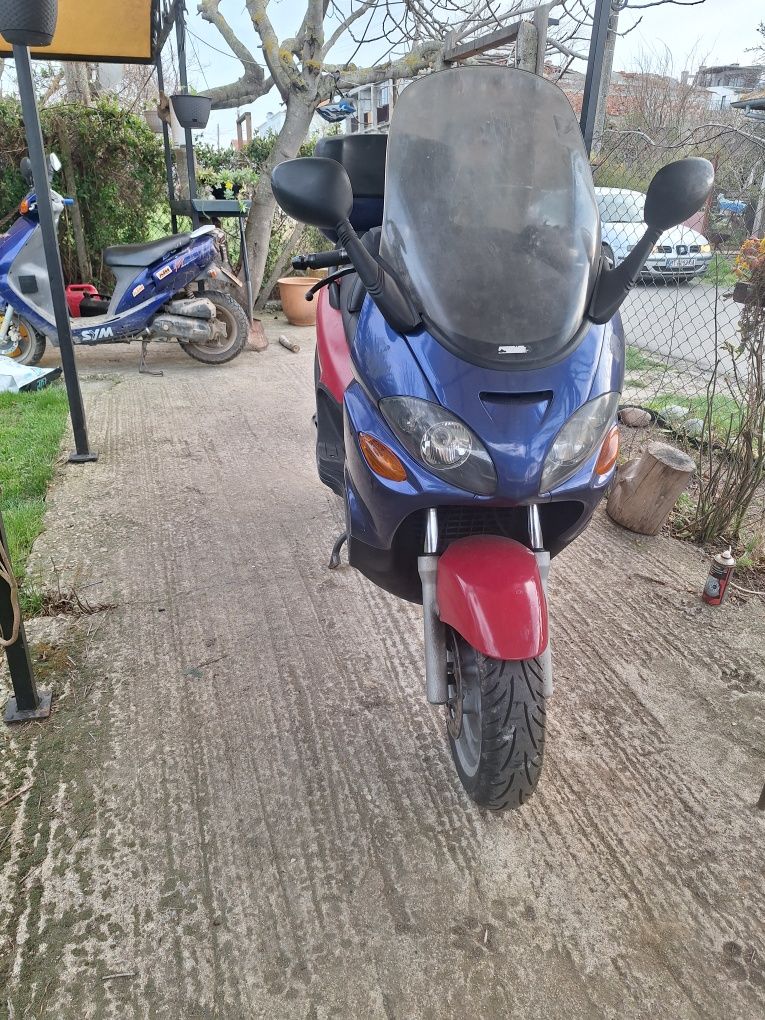 Piaggio X9 250кубика-Honda