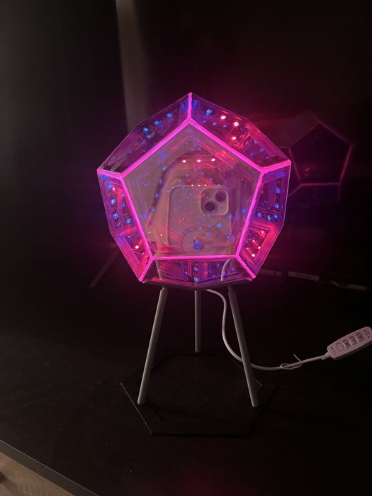 LED куб с ефекти