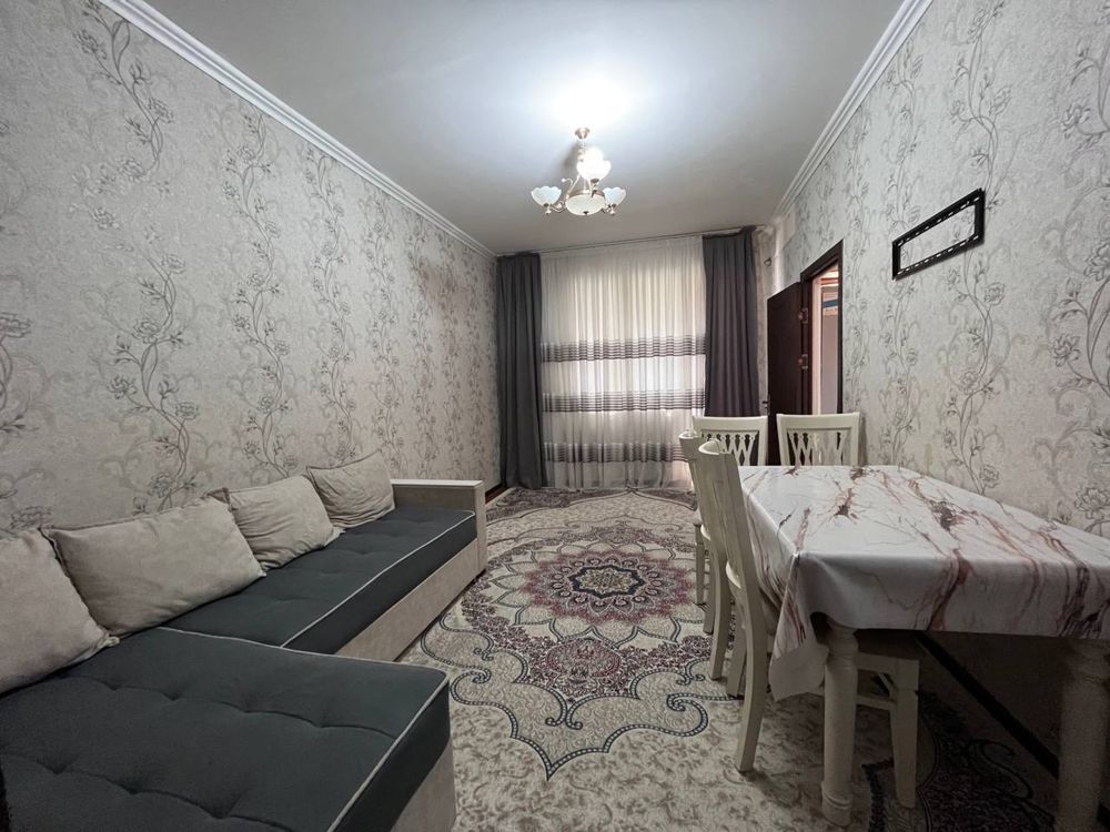 Чиланзар 12.  2 х комнатная квартира в аренду срочно семейным