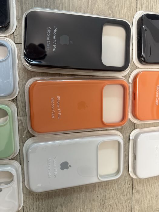 Husa Iphone 17 / 17 Pro / 17 Pro Max / 16 Pro / 16