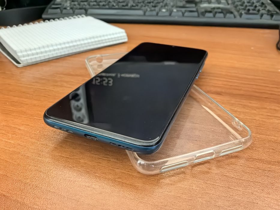 Продавам TCL 20 SE