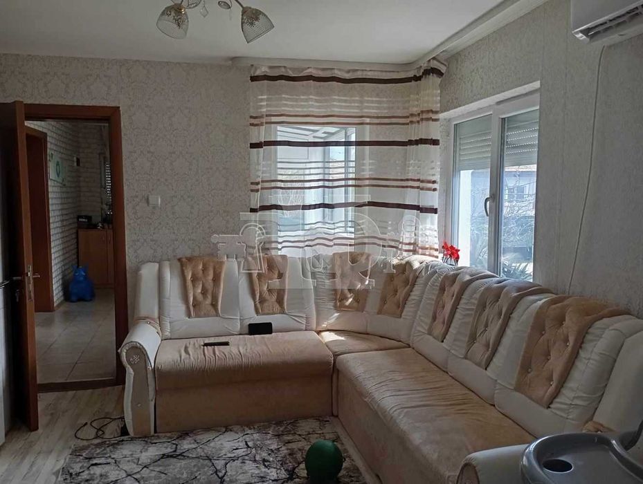 Продава се Къща в Генерал Тошево - 85 кв.м за 630 €/кв.м - Снимка #3
