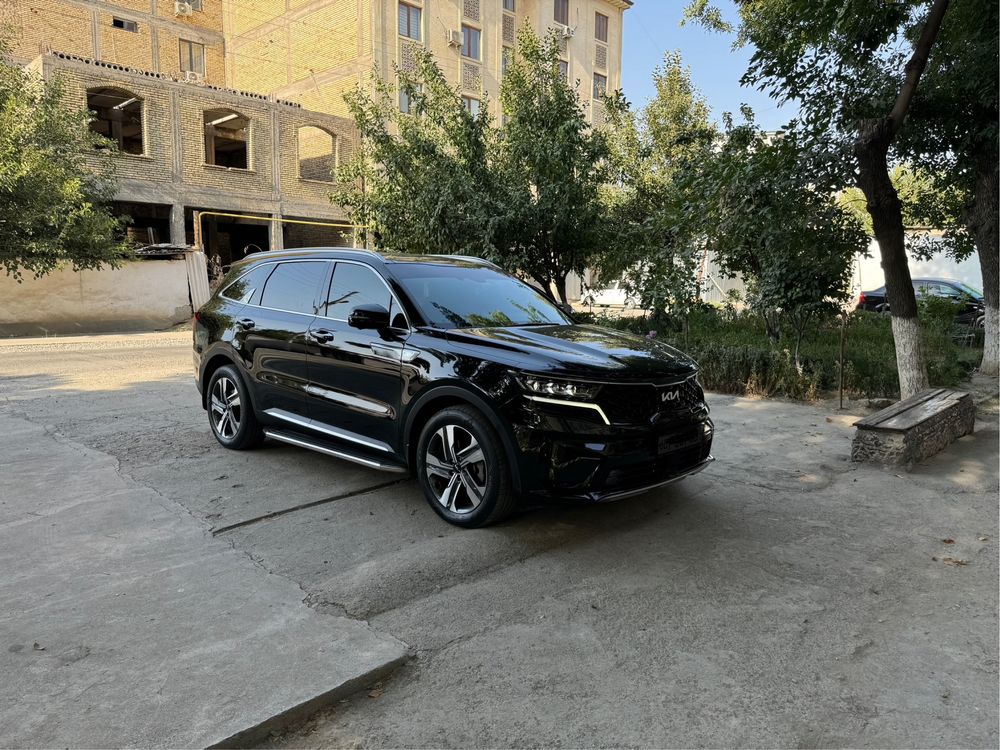 KIA SORENTO Prestige pozitsia sotiladi narxi 39000$.