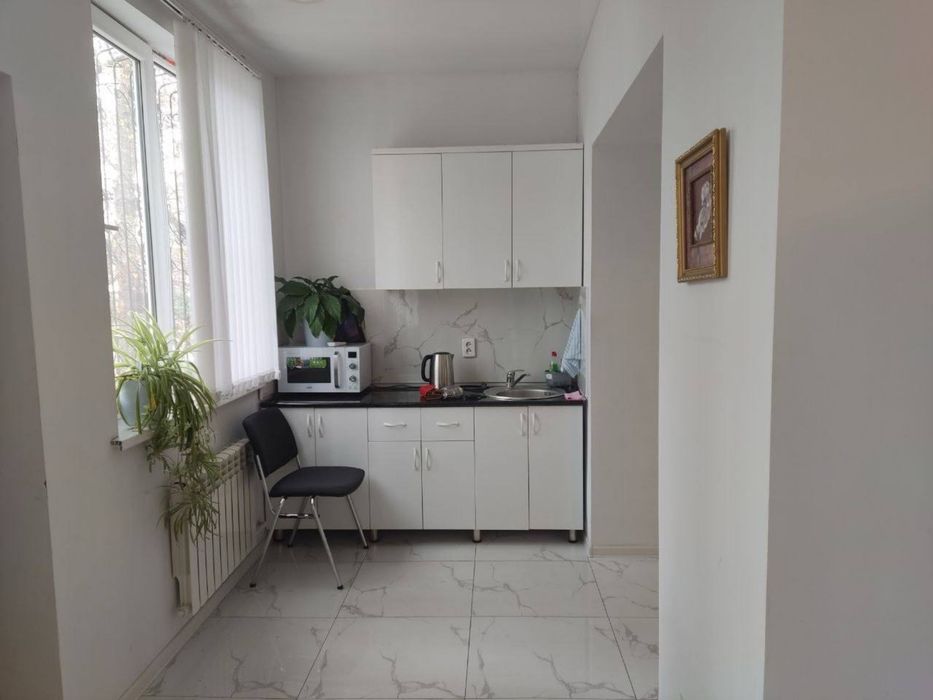 Срочно продается квартира под Офис Ракят карзинка 2/1/4