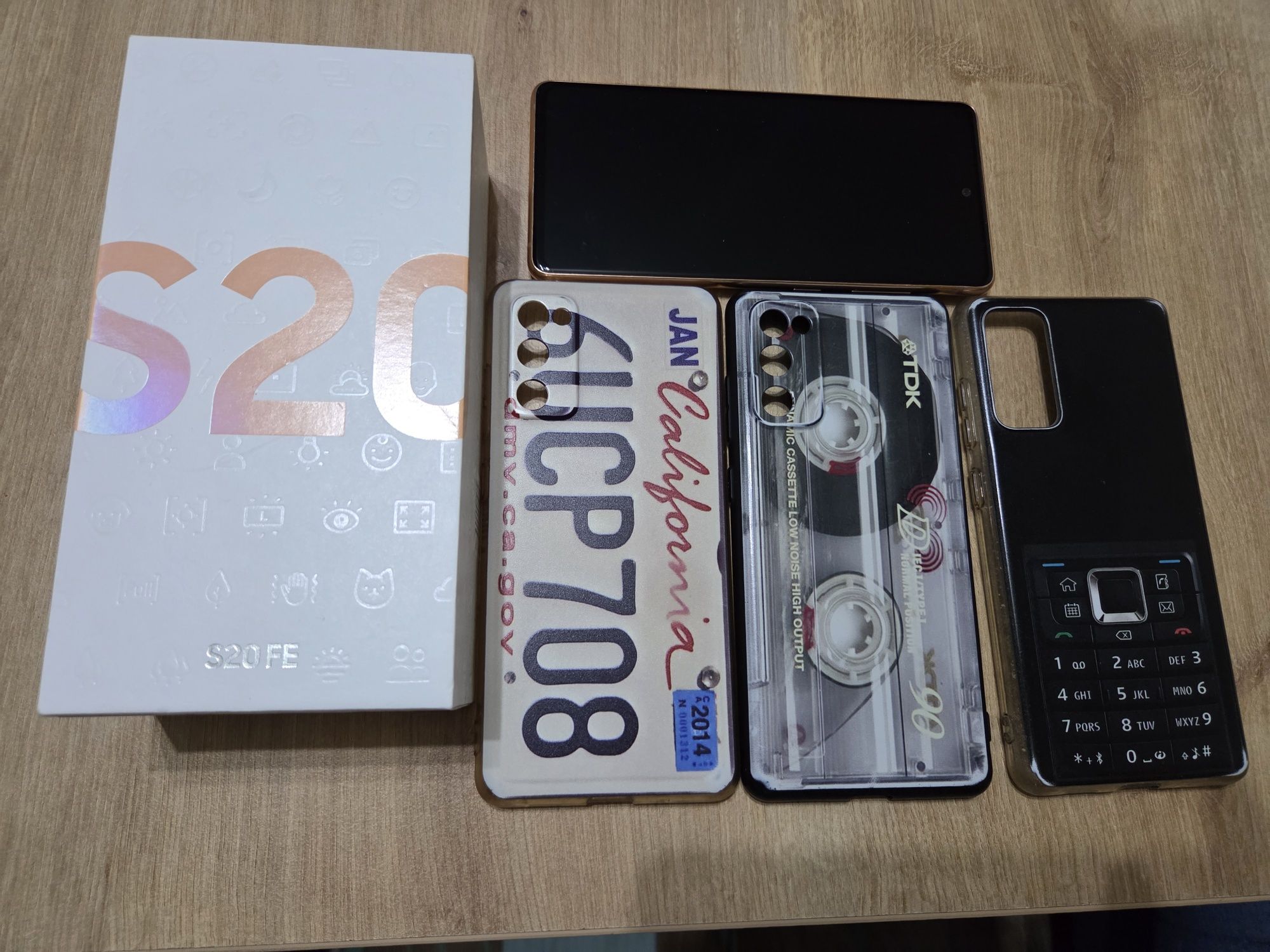 Samsung S20 FE..