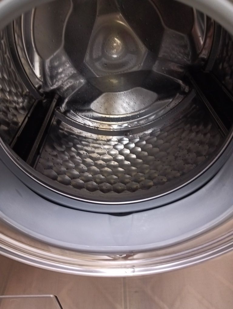 Иноксова пералня Миеле Miele  W5825 A+++ 7кг  2 години гаранция!