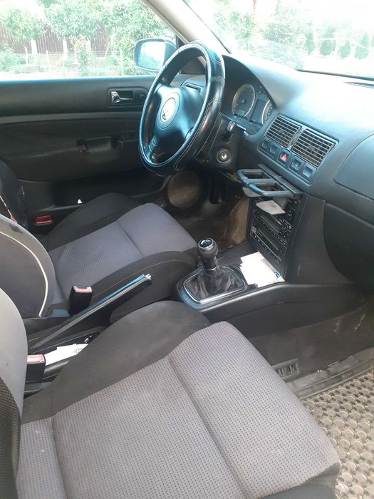 Volkswagen golf 4 2003