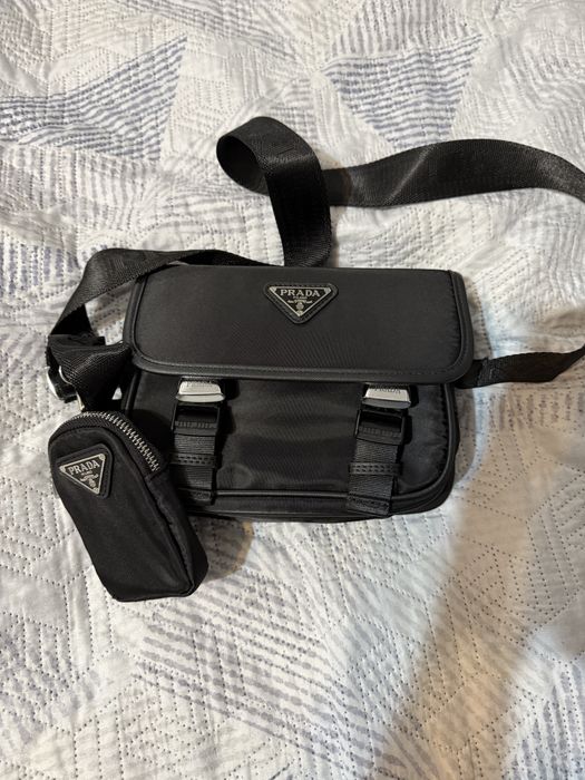 geanta prada barbati (nu balenciaga rick owens palm angels yeezy)
