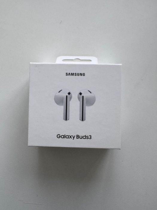 Наушники .Абсолютно новый ,запечатанный