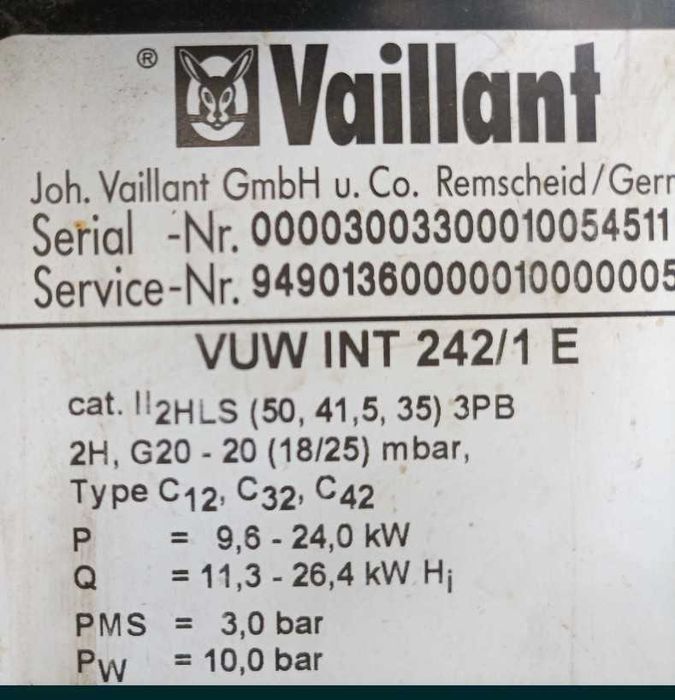 Vând centrala termica Vaillant