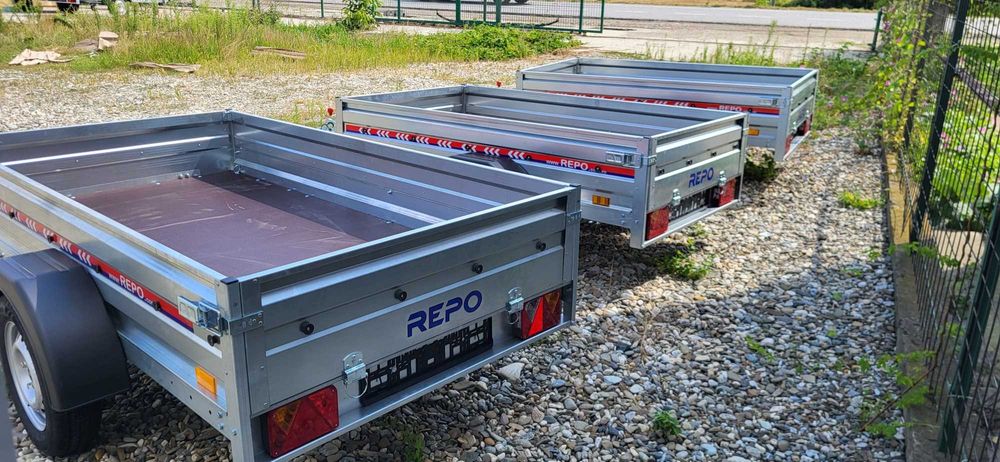 Remorca auto 750 Kg cu sau fara prelata -- Plata in rate prin TBI BANK