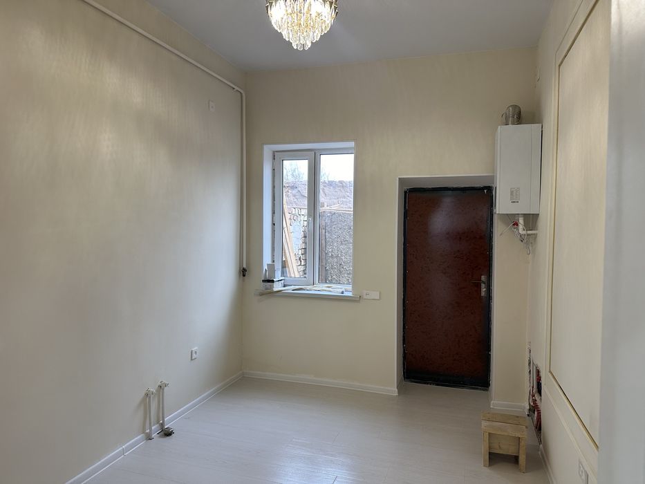 100кв уй сотилади