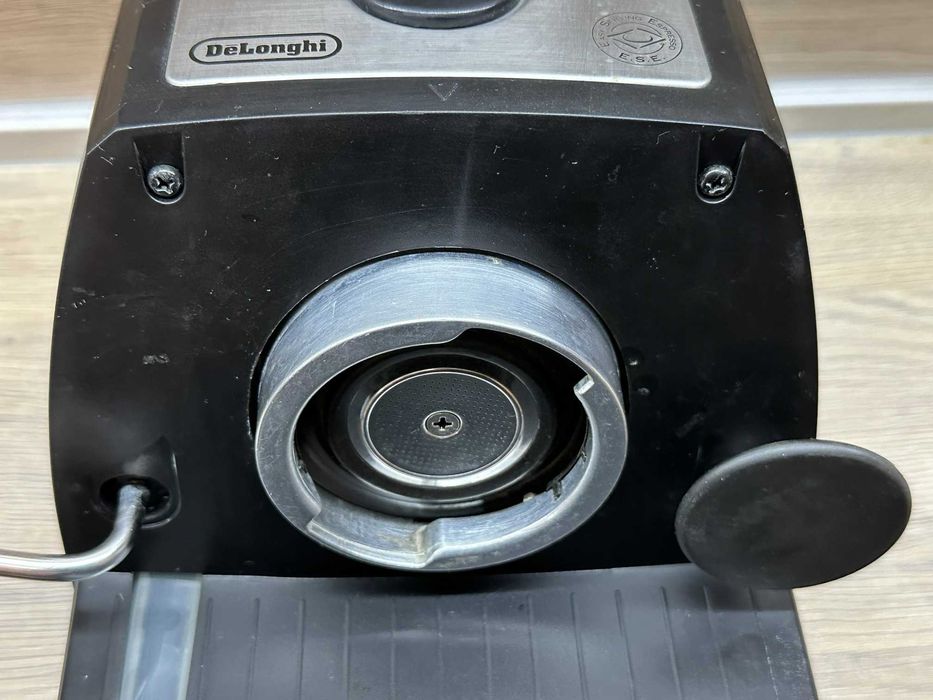 Еспресо Кафемашина Delonghi EC155