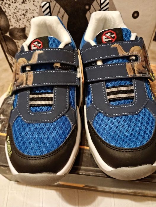 Snekers Jurassic World nr.31